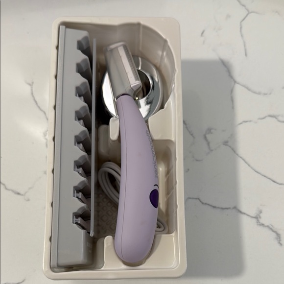 Michael Todd Beauty Sonic Smooth Dermaplane System - Picture 4 of 6